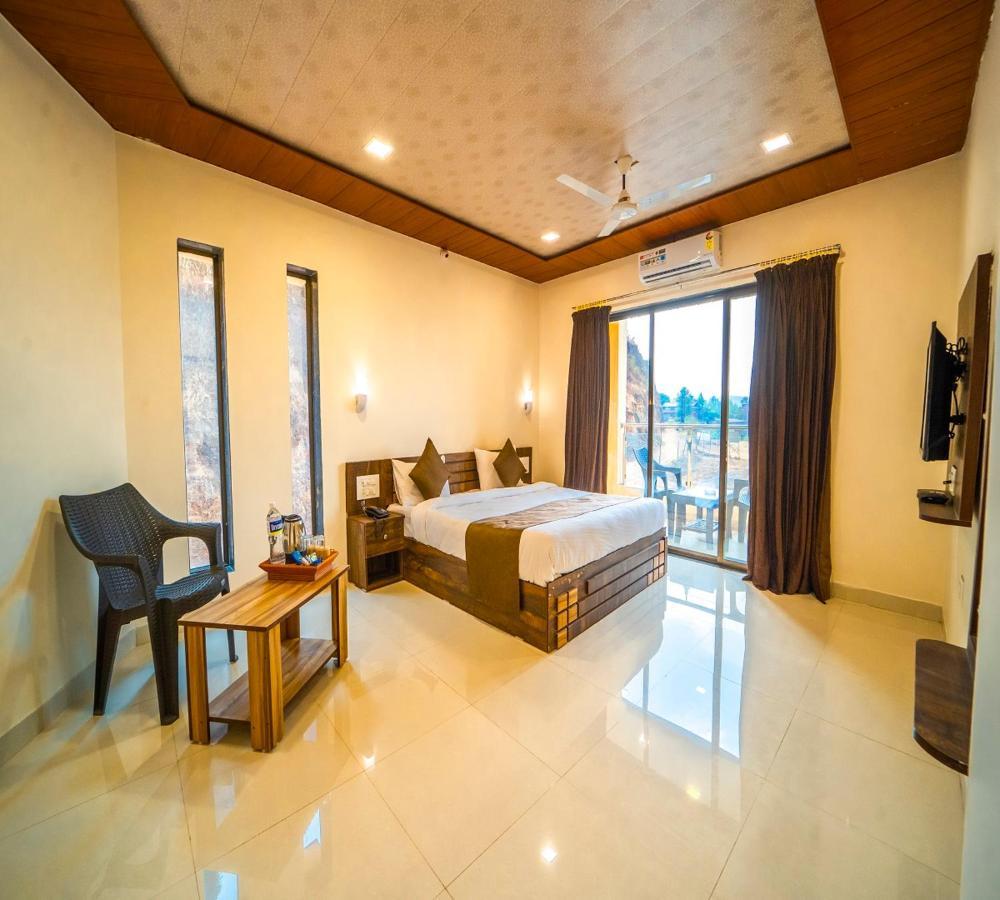 Vrindavan Resort 마하발레슈와르 외부 사진